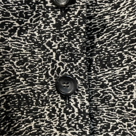 Women’s Wool Blend Jacket Five Button Front Two Waist Pockets Gently Worn - Picture 6 of 11